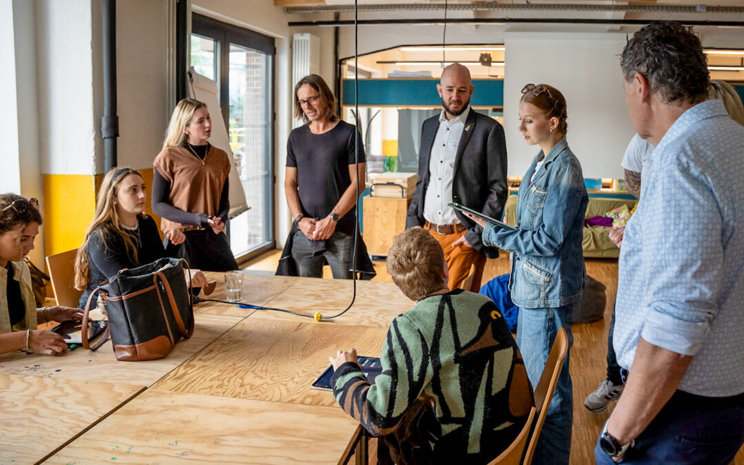 Besuch der IDEAS-Community